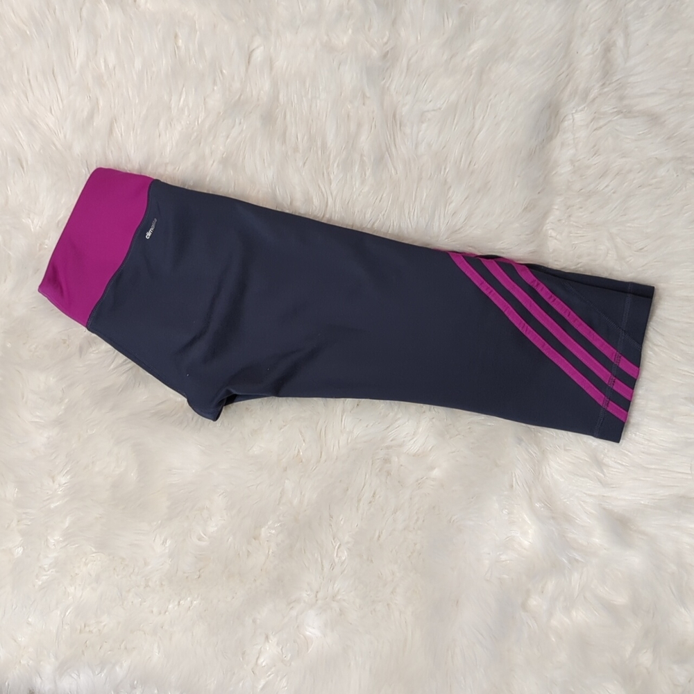 EUC Adidas Crop Leggings